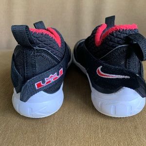lebron soldier 12 velcro